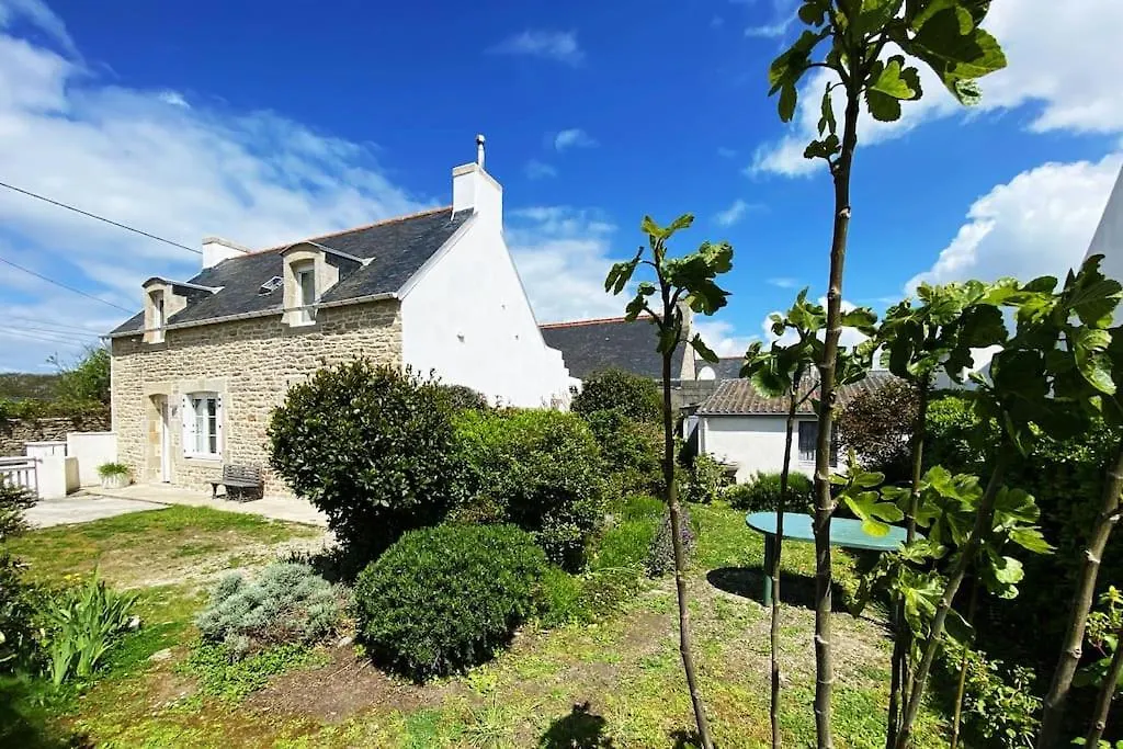 Holiday home Maison Bigoudene A 5 Minutes De Pors Carn Penmarc'h